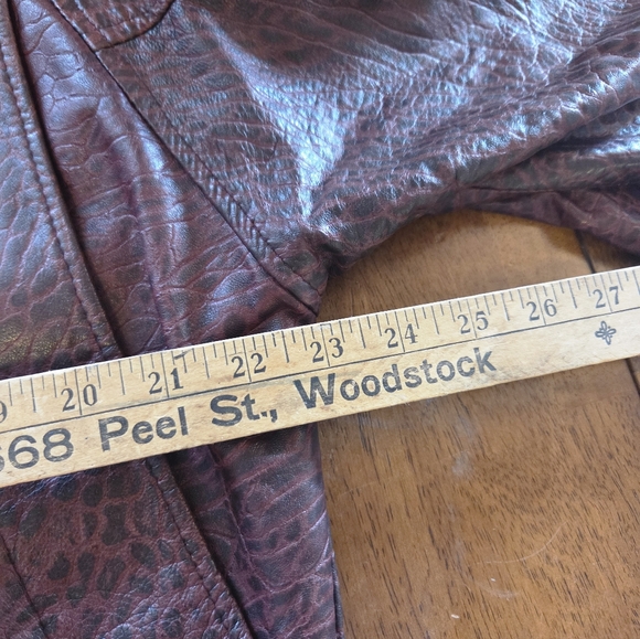 Vintage London Fog Winning Edge Red Tiger leopard print Leather Jacket Fits Medi - Picture 9 of 11